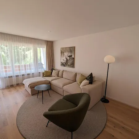 Casa Zundra Alpine Apartamento Flims